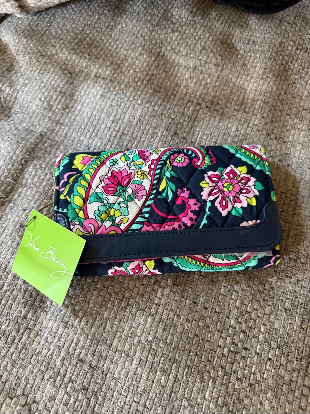 NWT BERA BRADLEY Sleek & Chic Wallet 
Petal Paisley Print